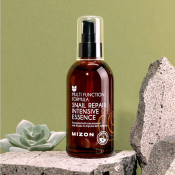 Intenzívna pleťová esencia na vrásky a pigmentové škvrny Snail Repair (Intensive Essence)